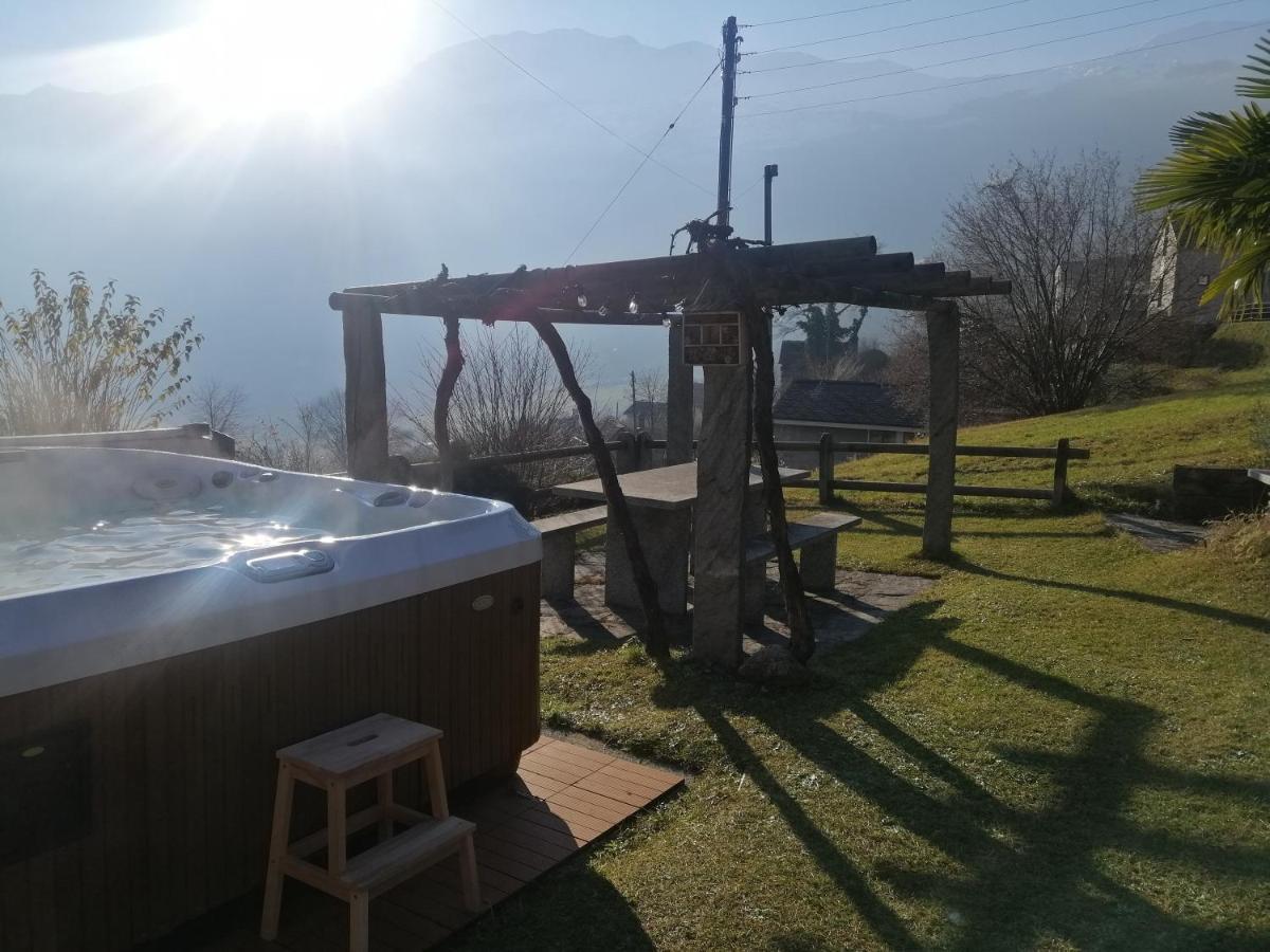 Modern Charme Studio In Chalet Villa Ponto Valentino Exterior foto